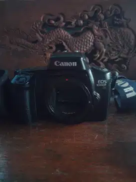 Kamera canon eos 1000f tanpa lensa