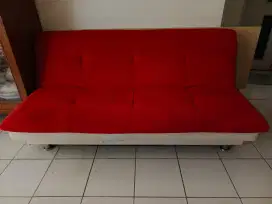 Dijual Sofa bed Informa bekas pakai