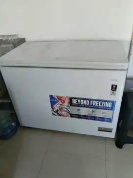 Freezer bagus dijual murah 460L