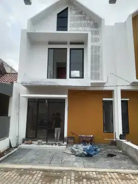 DIJUAL RUMAH IDAMAN 700jutaan DEKAT TOL CIBUBUR JAKARTA TIMUR