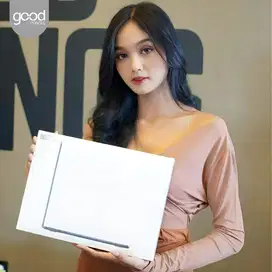 Apple MacBook Air M2 15 256GB Garansi Resmi iBox