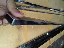 rak besi holo stainless ex butik di dinding 180cm