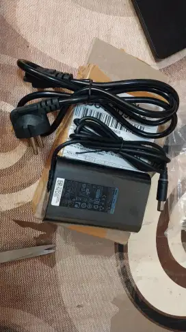 Charger DELL latitude 5480, 65 Watt