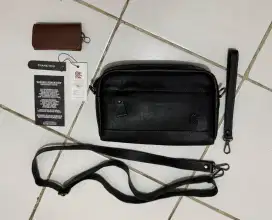 Barry Slingbag Black