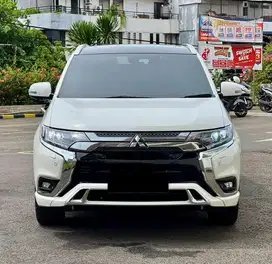 Mitsubishi Outlander PHEV 2.4 4WD