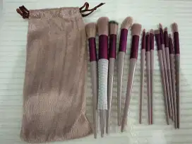 30rb BARU Paket Set Kuas Makeup isi13pcs Warna Lilac Free pouch