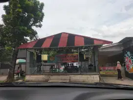 Dibutuhkan penjaga outlet makanan