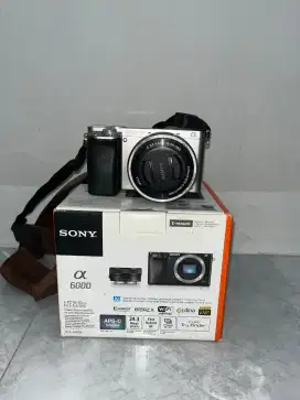 KAMERA SONY A6000