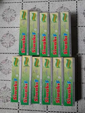 Jual pasta gigi 120gram sebanyak 11 biji