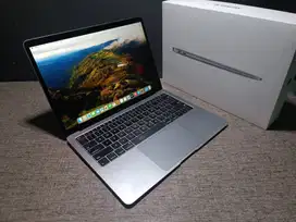 Macbook Air 2018 Retina 13 Core i5 RAM 8GB SSD 128GB