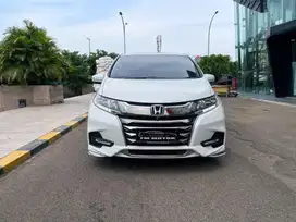 Honda Odyssey E Prestige 2020 AT 2.4, Km 44Ribu, Pajak Panjang