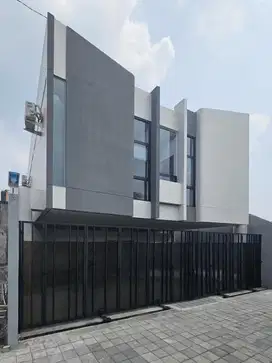 Strategis Concat Dijual Kost Baru Exclusive 12 + 1 Kamar dkt AMIKOM