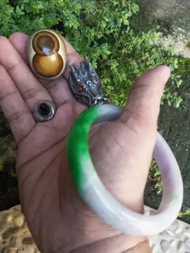 Batu Unik Angka DELAPAN 8Unik + Gelang GIOK kristal limited edition