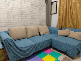 Sofa + cover sofa + meja + kursi kayu + tempat duduk bayi