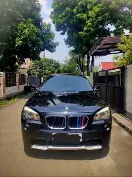 BMW X1 sDrive 2012 Black on Beige Istimewa