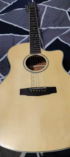 Gitar akustik cort-MEDX OP