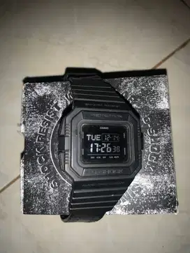 gshock dw-d5500bb