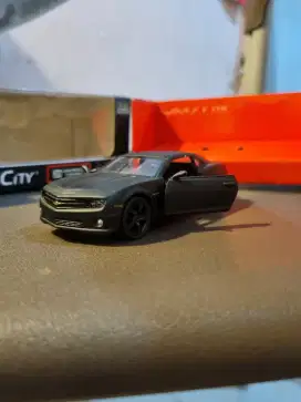 DIE CAST RMZ CITY CHEVROLET CAMARO MATTE