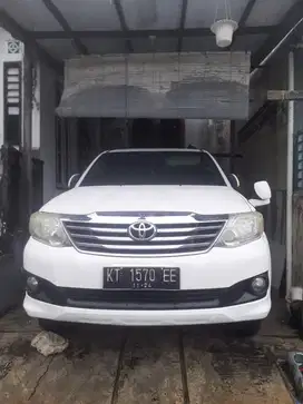 Toyota Fortuner 2013 Bensin automatic