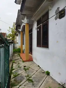 Dikontrakkan Rumah di Malang 10juta/bulan