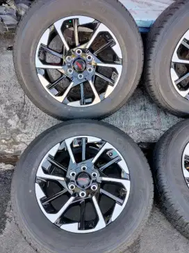 Velg Toyota Fortuner GR R.18 ori