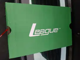 Sepatu Merk League 45