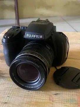 Kamera Fujifilm Finepix HS35EXR (murah masih bagus)