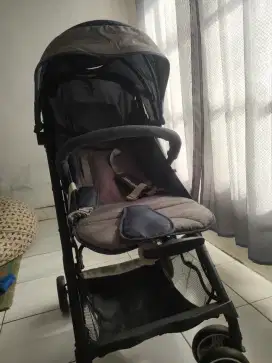 Stroller BabyDoes kabin preloved