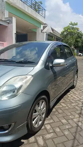 Toyota Yaris 2010 Bensin