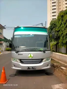 Jual cepat medium bus FE 84 BC