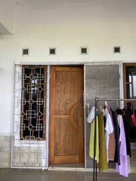 Dijual Rumah Siap Huni Dengan Teras Tamu