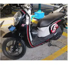 Honda Scoopy 2016