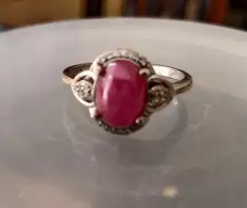 Cincin batu ruby ungu mantul