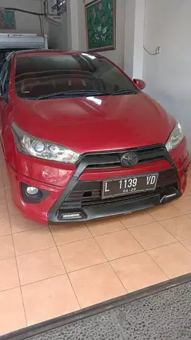 Toyota yaris 1.5 TRD sporti merah 2015 manual 135 jt