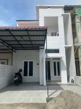 RUMAH 2 LANTAI MURAH 450 JUTA KELAMBIR 5