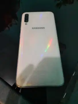 samsung a70 retak sehelai