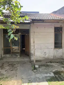 Rumah bahan di graha mustika media (GMM) setu