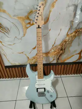 Gitar Yamaha pacifica 112vm original