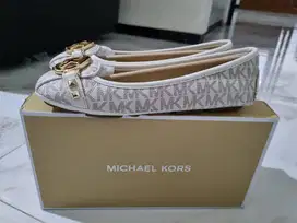 JUAL MURAH SEPATU MICHAEL KORS ORI BARU