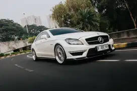 2012 Mercedes-Benz CLS63 AMG