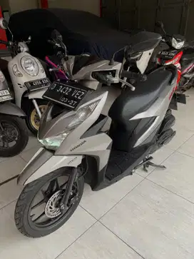 Honda Beat ESP DELUXE 2022 Silver Terawat