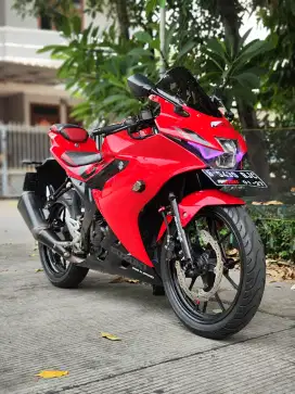 Suzuki GSX R 150 Tahun 2018 SS Lengkap