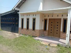 Jual rumah huni