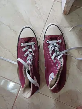 Sepatu Converse