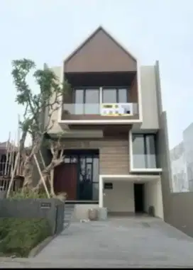 Dijual Rumah Mewah Modern Minimalis split level di VBR Pakuwon Indah