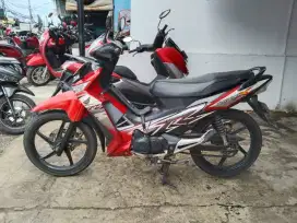 Jual/tt Honda Supra x 125 THN 2011 istimewa mesin jos