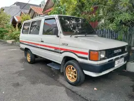 Kijang super long sasis 1992