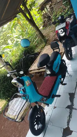 Sepedah listrik merek GENIO Attura