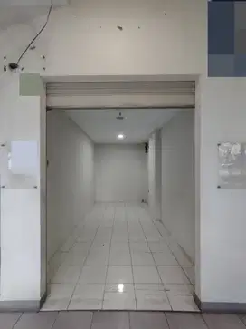 Kios Siap Pakai di Apartemen Springlake Summarecon Bekasi