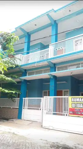 Dijual rumah 2 lantai siap huni, Perum Pondok Jati, Sidoarjo Kota